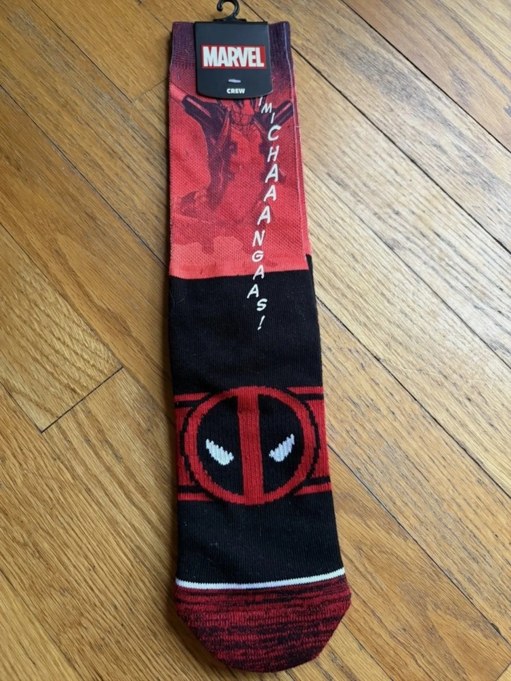 NWT Marvel Logo Comics Deadpool Crew Socks Size 10-13, Mens Shoe Size 8-12 NEW